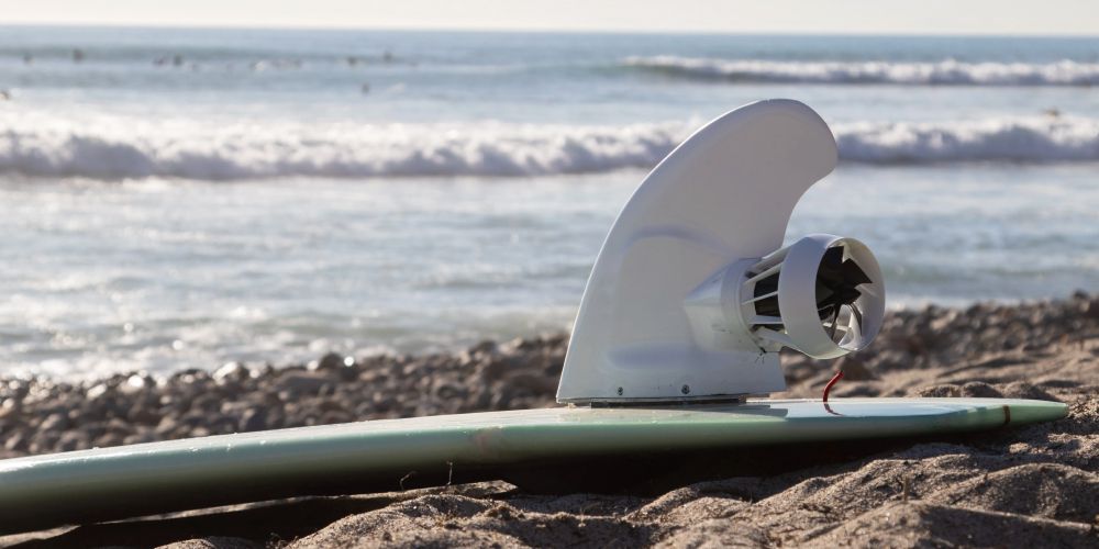 boost surfing electric motorized fin for any board