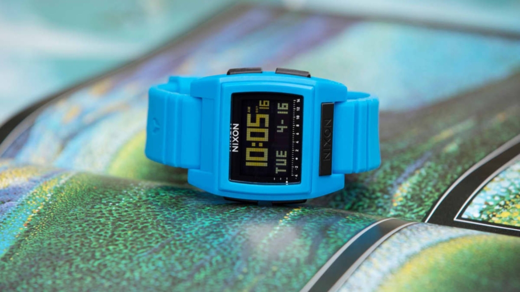 Gifts for Surfer: Surf Watch